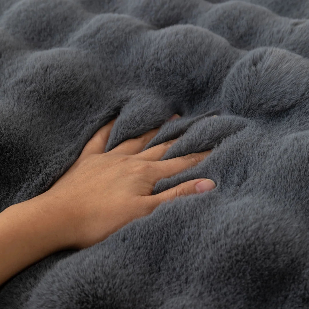 Thicken Imitation Rabbit Fur Plush Sofa Slipcover Non-slip Soft Sofa Towel Couch Cushion For Living Room Modern Home Decor